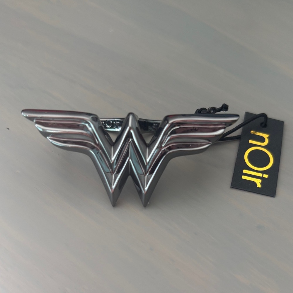 nOir Jewelry Silver Winged Wonder Woman ring
